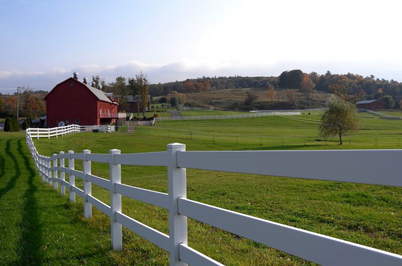 Farm Fence Repair detail